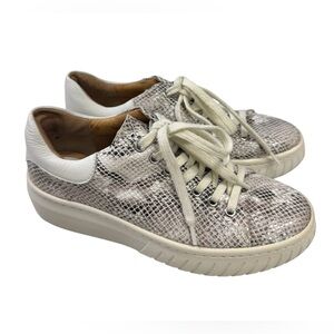 Sofft Parkyn Stylish Women's Natural Snakeskin Print  Sneakers Size 8M